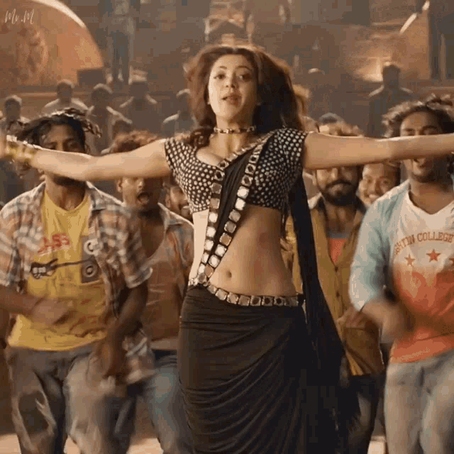 Kajal Agarwal Side Boobs N Nipple Shake GIF - Kajal Agarwal Side