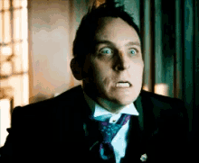 Penguin Angry GIF - Penguin Angry Gotham GIFs