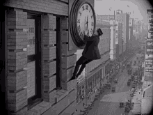 Lloyd Clock GIF