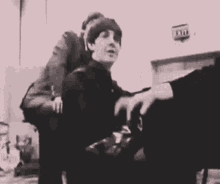 Paul Mccartney John Lennon GIF - Paul Mccartney John Lennon The Beatles GIFs