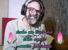 Carlos Sorriso Smile GIF - Carlos Sorriso Smile Headphones GIFs