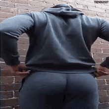 Plumbers Crack You Crack Me Up GIF - Plumbers Crack You Crack Me Up Bubble Butt GIFs