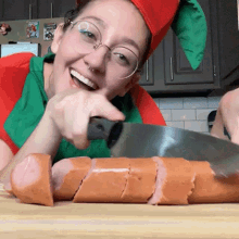 Luxie Luxiegames GIF - Luxie Luxiegames Cutting Hot Dog GIFs