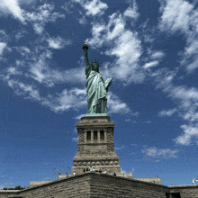 Statue Of Liberty GIF