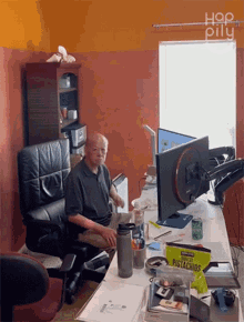 Oh No Happily GIF - Oh No Happily Camera Shy GIFs