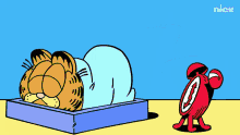 Smash The Alarm Clock Garfield GIF - Smash The Alarm Clock Garfield Too Early GIFs