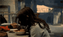 eating what do you want chew dafne keen