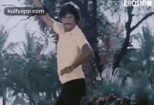 Danceing.Gif GIF - Danceing Rajinikanth Shakeing Hip GIFs