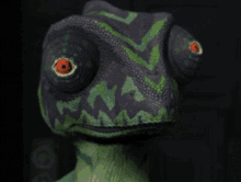 Lizard Chameleon GIF - Lizard Chameleon Nod GIFs