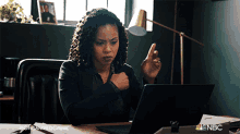 Wait A Minute Ayanna Bell GIF - Wait A Minute Ayanna Bell Law And Order Organized Crime GIFs