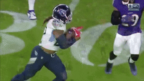 tennessee-titans-derrick-henry.gif