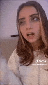Alexandra Lupu GIF - Alexandra Lupu GIFs