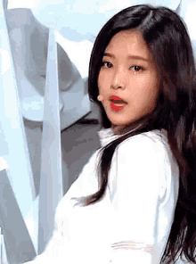 이달의 소녀 이달의소녀 현진 김현진 GIF - Loona Hyunjin Hyunjin Kim GIFs