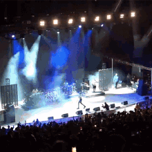 Concert Wiz Khalifa GIF - Concert Wiz Khalifa Performing GIFs