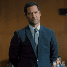 Why Mickey Haller GIF - Why Mickey Haller The Lincoln Lawyer GIFs