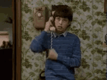 Choke Telephone Cord GIF - Choke Telephone Cord Im Done GIFs