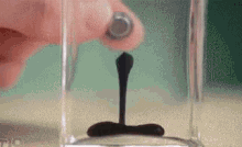 magnet ferromagnetic liquid physics