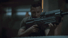 Reloading Master Chief GIF - Reloading Master Chief Halo GIFs
