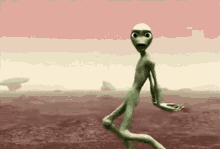 Alien Walk GIF - Alien Walk GIFs