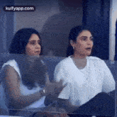 Clap For Your Loved Ones.Gif GIF - Clap For Your Loved Ones Rithika Sajdeh Gif GIFs