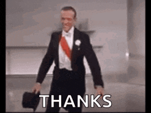 Fred Astaire Bow GIF - Fred Astaire Bow Take A Bow GIFs