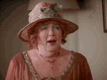 Piggy Jeeves And Wooster GIF - Piggy Jeeves And Wooster Fry And Laurie GIFs