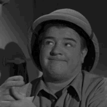 Surprised Lou Costello GIF - Surprised Lou Costello Abbott And Costello Meet The Mummy GIFs