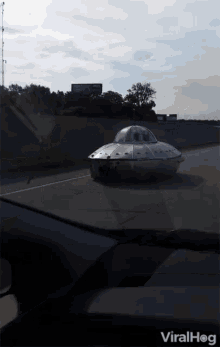 Viralhog Ufo GIF - Viralhog Ufo Ufo Car GIFs