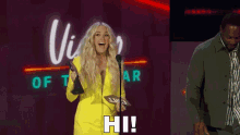 Hi Carrie Underwood GIF - Hi Carrie Underwood Cmt Awards GIFs
