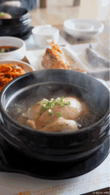 삼계탕 닭 몸보신 GIF - Samgyetang Korean Food GIFs