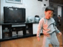 Kid Dance GIF - Kid Dance Asian GIFs