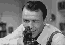 Frank Sinatra Gun GIF - Frank Sinatra Gun Aim GIFs