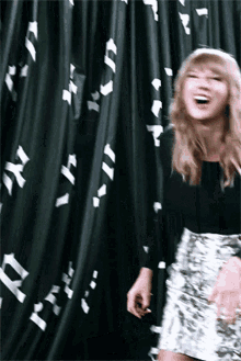 Halakakapoyah Taylor Laugh GIF - Halakakapoyah Taylor Laugh Taylor Swift Laugh GIFs