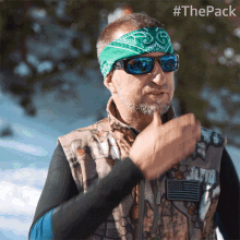 Blow A Kiss The Pack GIF