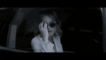 собчак ксения собчак очки взгляд ленинград GIF - Sobchak Ksenia Sobchak Look GIFs