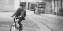 Lee Jeongmin Biking GIF - Lee Jeongmin Biking Boyfriend GIFs