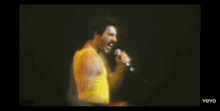 Freddie Mercury Singing GIF - Freddie Mercury Singing Concert GIFs