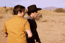 Roswell New Mexico Alex Manes GIF - Roswell New Mexico Alex Manes Michael Guerin GIFs