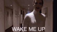 Wake Me Up Walking Around GIF - Wake Me Up Walking Around Get Up GIFs
