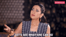 Lets See What She Can Do Karisma Kapoor GIF - Lets See What She Can Do Karisma Kapoor Pinkvilla GIFs