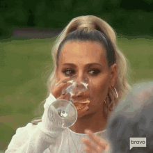 Glass Of Wine Dorit Kemsley GIF - Glass Of Wine Dorit Kemsley Real Housewives Of Beverly Hills GIFs