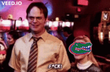 Uf Sneaking In GIF - Uf Sneaking In GIFs