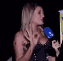 Laughing Funny GIF - Laughing Funny Andressa Urach GIFs