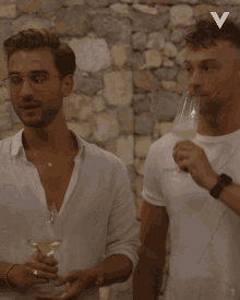 Drinkink Wine Videoland GIF - Drinkink Wine Videoland Prince Charming GIFs