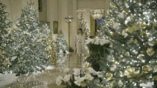 Melania Trump GIF - Melania Trump Christmas GIFs