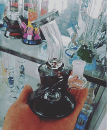 Glass Water Pipe Glass Bong GIF - Glass Water Pipe Glass Bong Bong GIFs