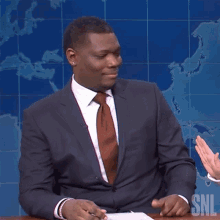 I Dont Know Weekend Update GIF - I Dont Know Weekend Update Saturday Night Live GIFs