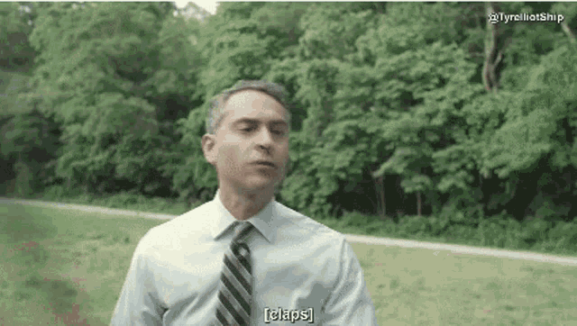 Mr Robot Mr Robot Gag Reel GIF - Mr Robot Mr Robot Gag Reel Funny -  Discover & Share GIFs