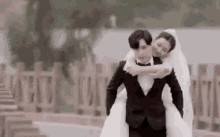 浪漫，结婚，张艺兴，婚纱，新娘，新郎 GIF - Romantic Couple Kiss GIFs