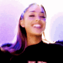Lol Laughing GIF - Lol Laughing Ariana Grande GIFs